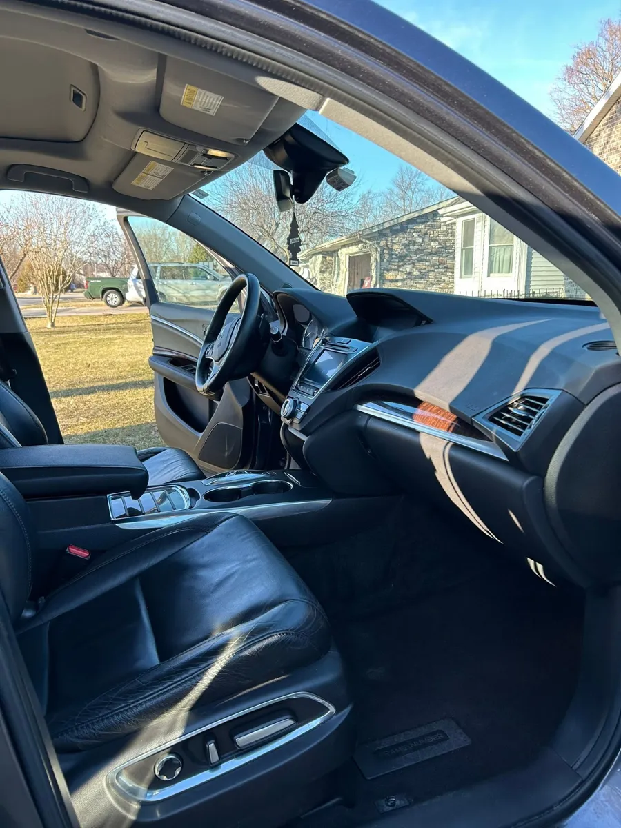 Acura MDX front interior after detailing