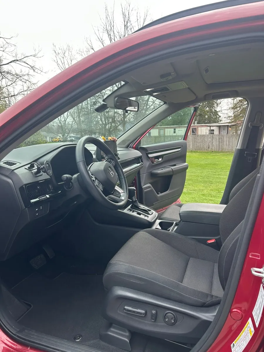Red SUV cloth front seats after shampoo