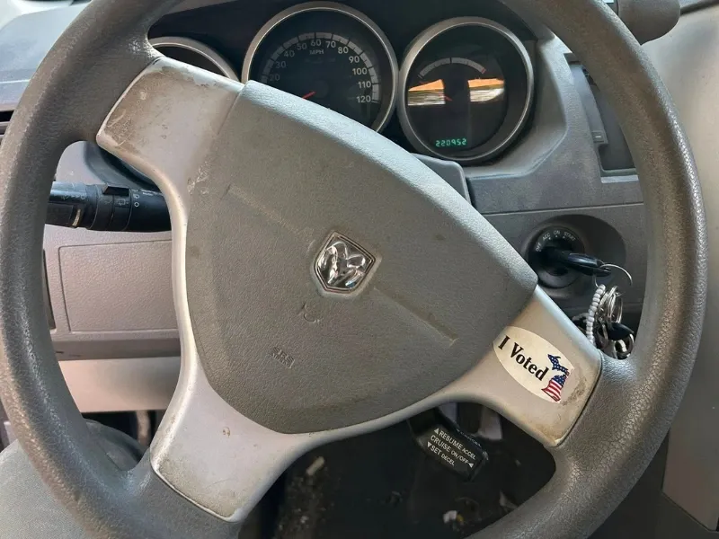 Steering wheel and dash clean, after
